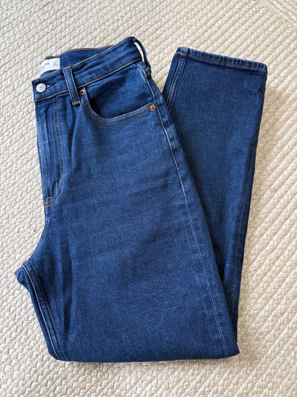 Abercrombie & Fitch The Ankle Straight Ultra High Rise, Curve Love